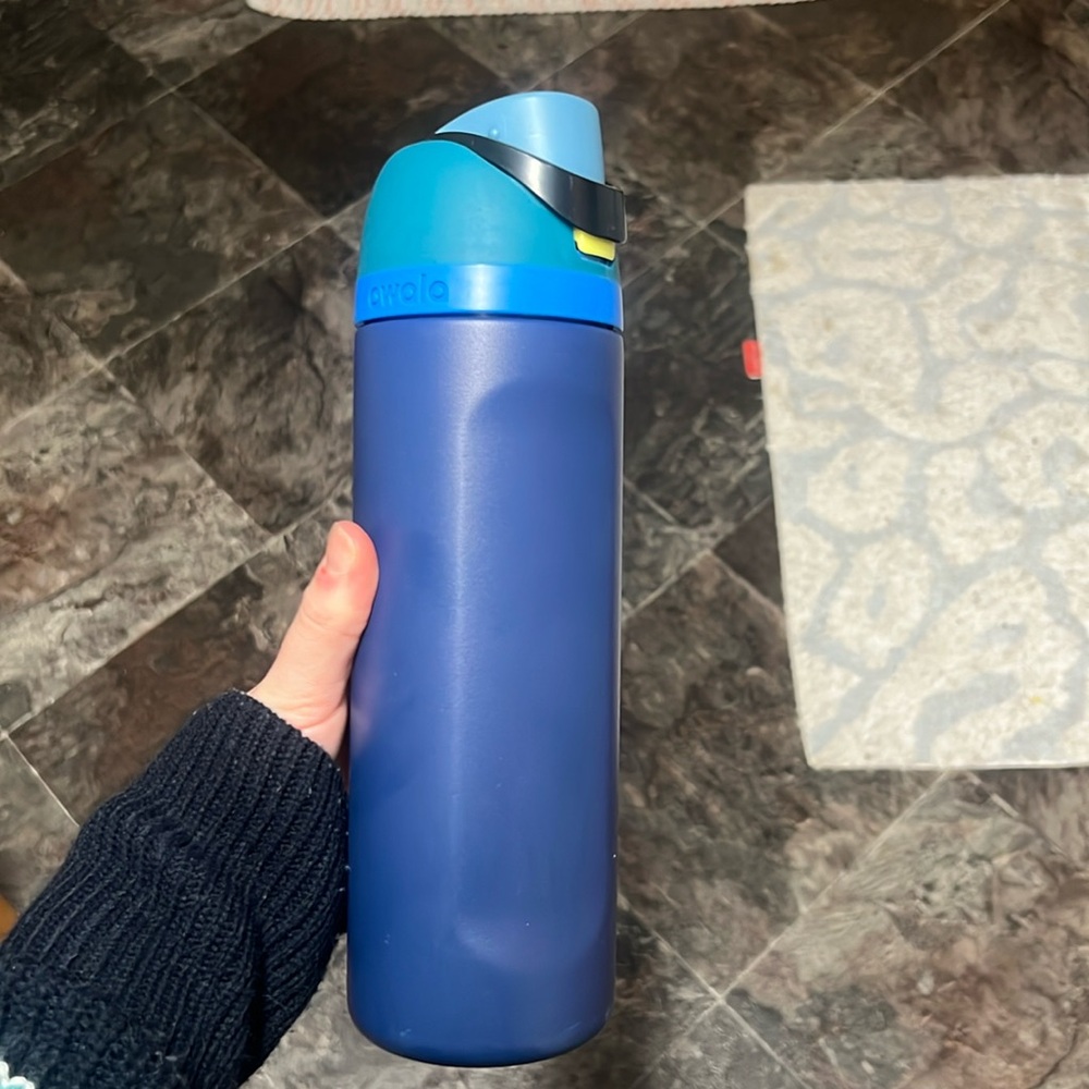Owala water bottle